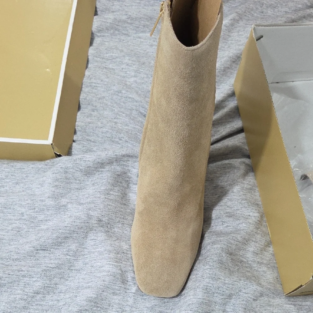Michael Kors Camel Hazel Flex Ankle Booties - Picture 5 of 6